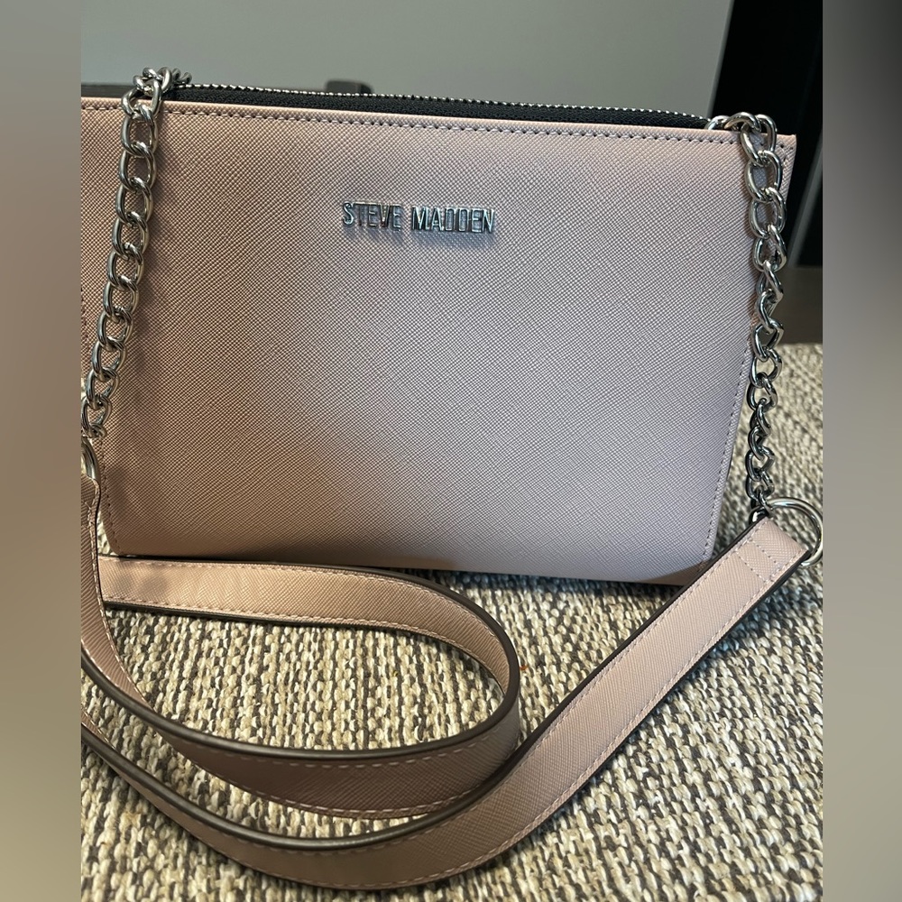 Steve Madden crossbody bag. Color: blush Used once, perfect condition.